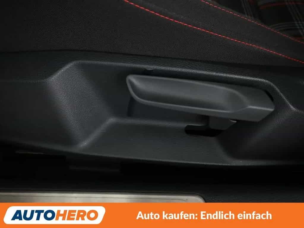Volkswagen Golf VII 2.0 TSI GTI BlueMotion Tech*LED*PDC*SHZ 06/2017-photo-30