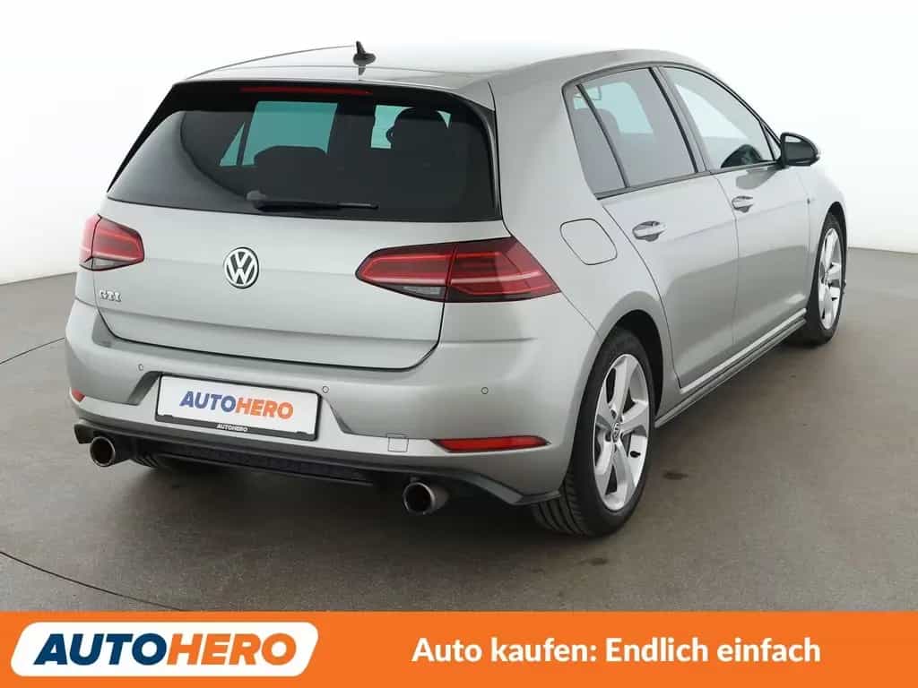 Volkswagen Golf VII 2.0 TSI GTI BlueMotion Tech*LED*PDC*SHZ 06/2017-photo-5