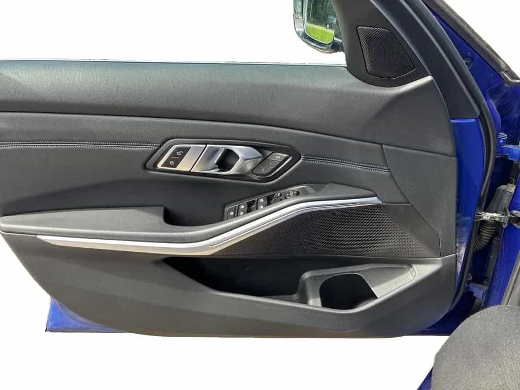 BMW 320 i Limousine AHK Laser HEAD-UP RFK HIFI LED BT 01/2020-photo-15