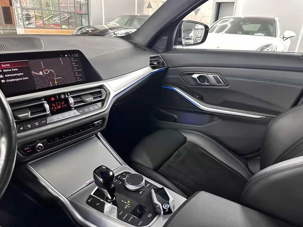 BMW 320 d xDrive M Sport SHADOW/HiFi/STANDHEIZ/AHK 04/2022-photo-24