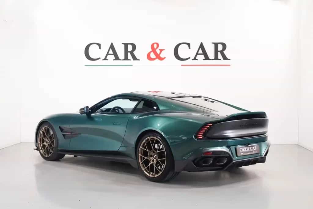 Aston Martin Vanquish 04/2025-photo-1
