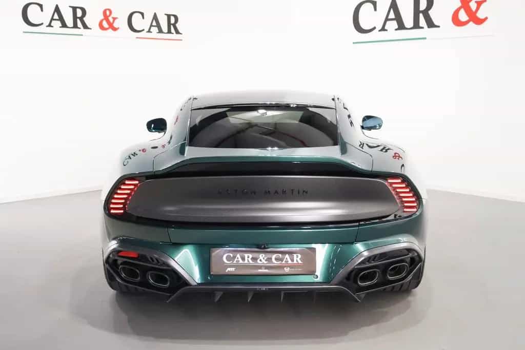 Aston Martin Vanquish 04/2025-photo-3