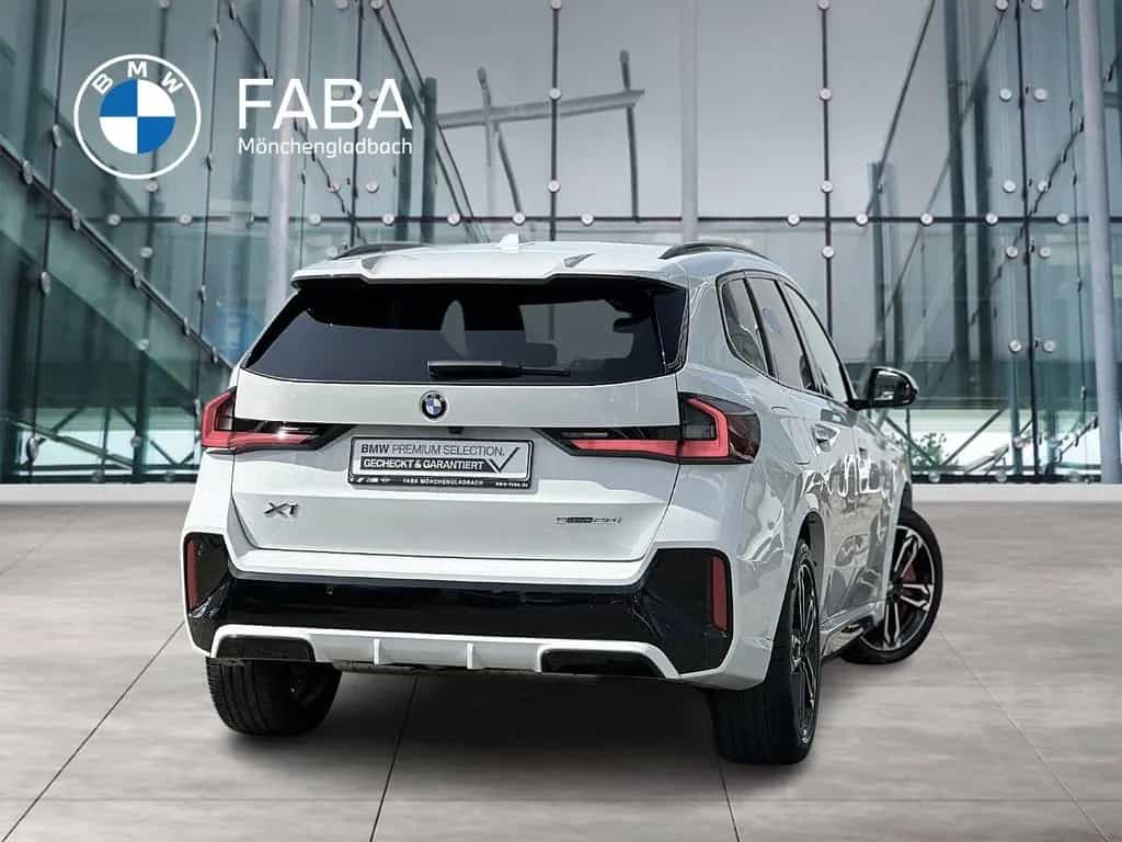 BMW X1 sDrive20i M Sport Pro Head-Up HK HiFi DAB 06/2025-photo-1