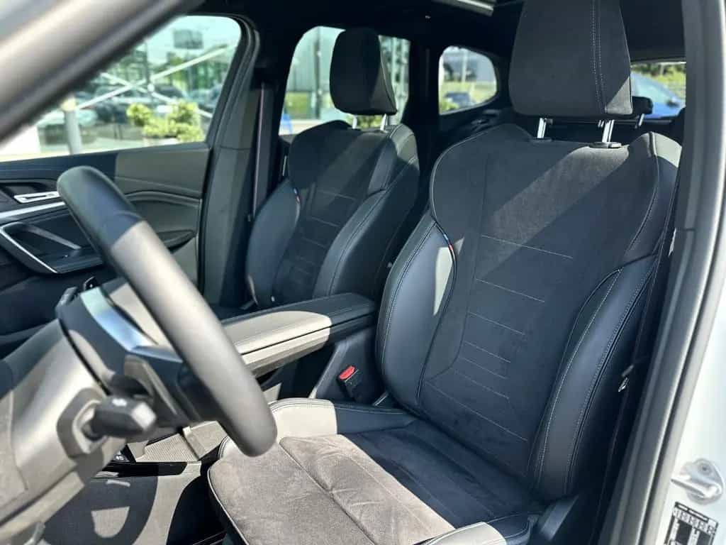 BMW X1 sDrive20i M Sport Pro Head-Up HK HiFi DAB 06/2025-photo-12