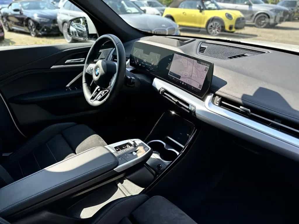 BMW X1 sDrive20i M Sport Pro Head-Up HK HiFi DAB 06/2025-photo-18