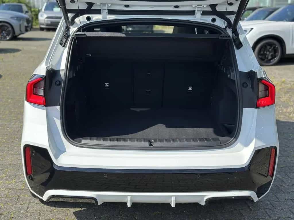 BMW X1 sDrive20i M Sport Pro Head-Up HK HiFi DAB 06/2025-photo-6
