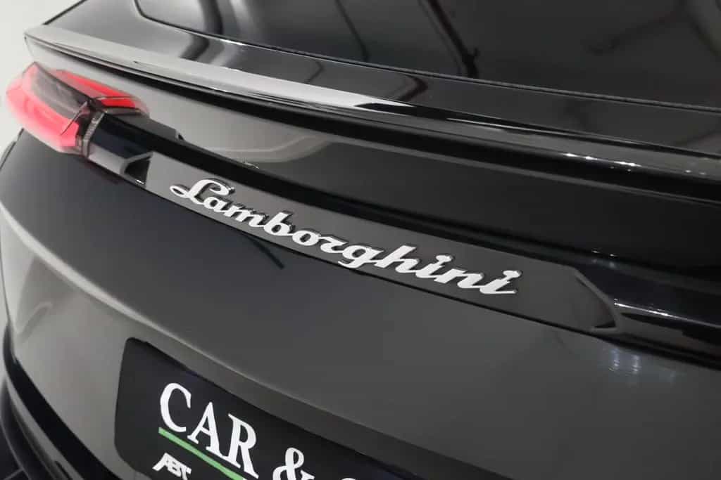 Lamborghini Urus 4.0 V8 03/2020-photo-17