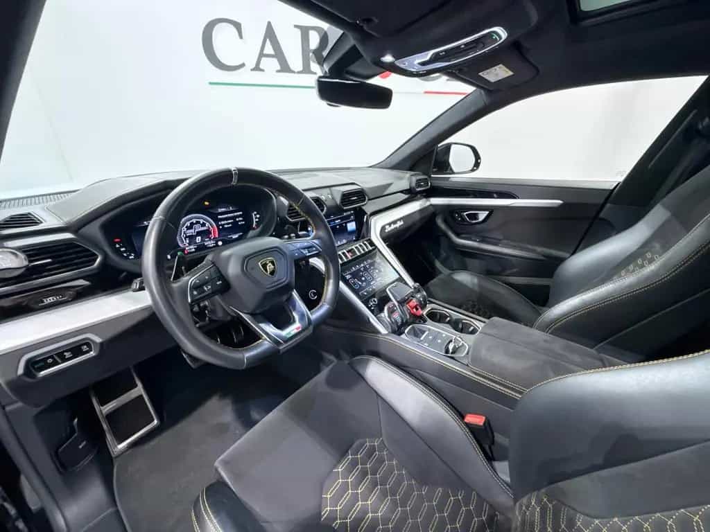 Lamborghini Urus 4.0 V8 03/2020-photo-19