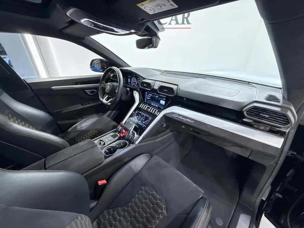 Lamborghini Urus 4.0 V8 03/2020-photo-25
