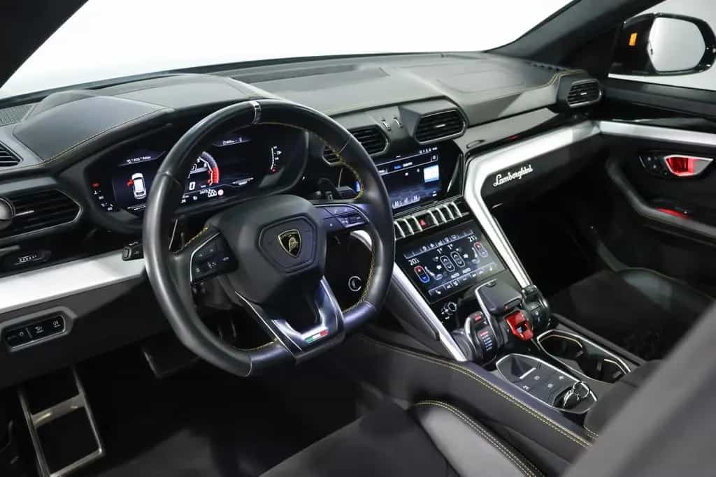 Lamborghini Urus 4.0 V8 03/2020-photo-6