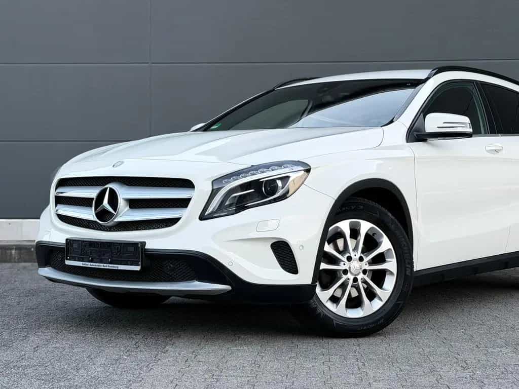 Mercedes-Benz GLA 180 Style *Bi-Xenon* Rkam Navi 2.Hand TopZus 12/2015-photo-12