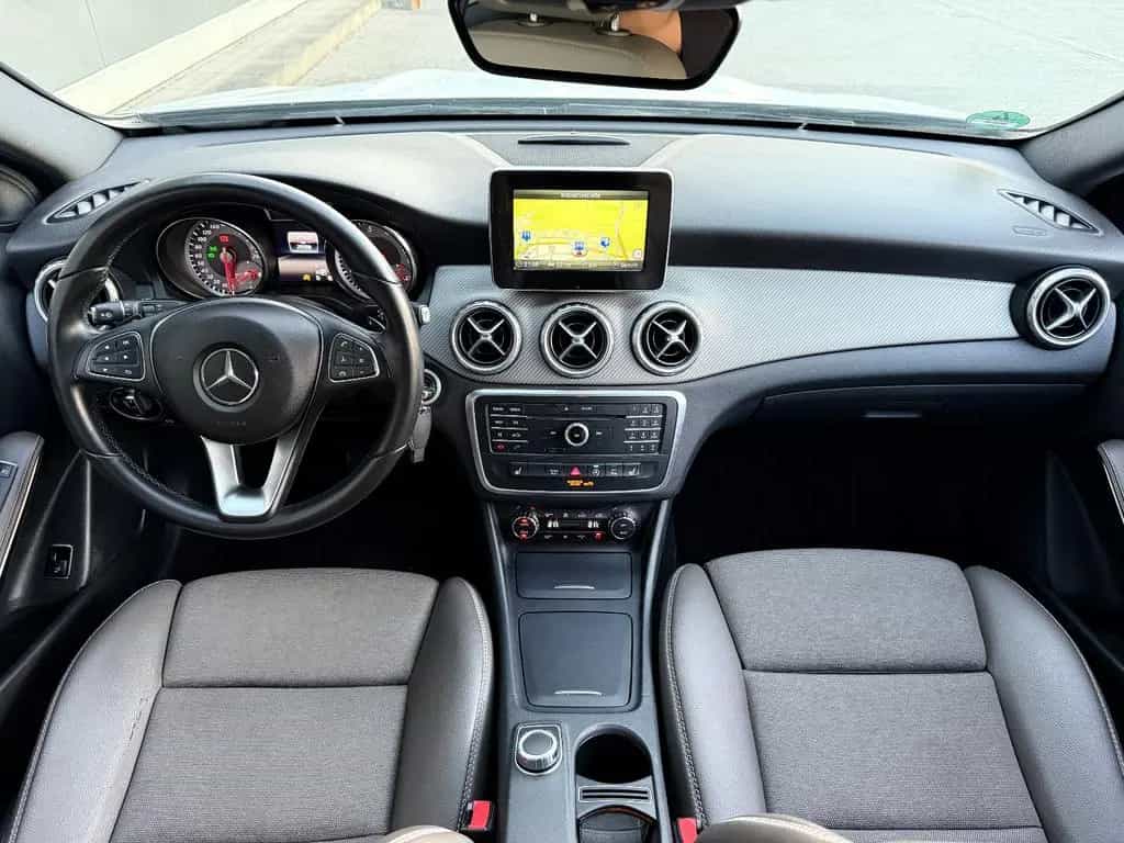 Mercedes-Benz GLA 180 Style *Bi-Xenon* Rkam Navi 2.Hand TopZus 12/2015-photo-15
