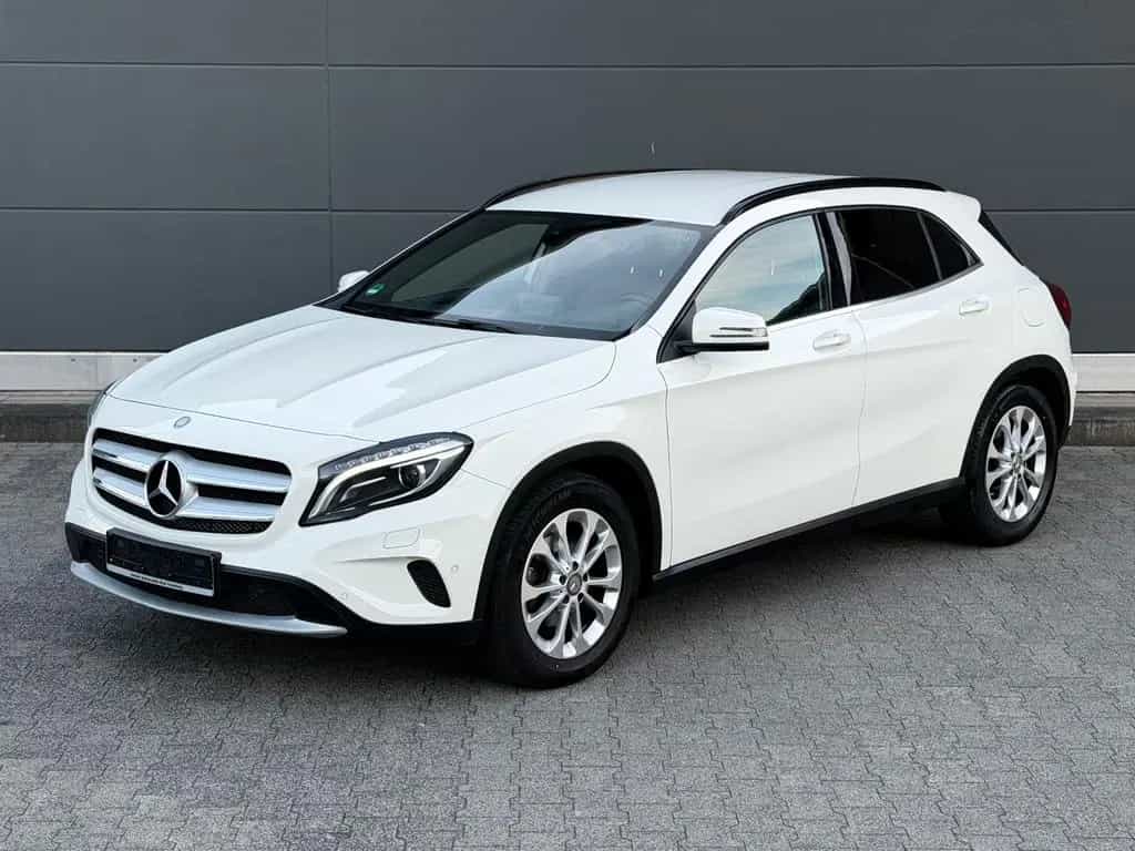 Mercedes-Benz GLA 180 Style *Bi-Xenon* Rkam Navi 2.Hand TopZus 12/2015-photo-29