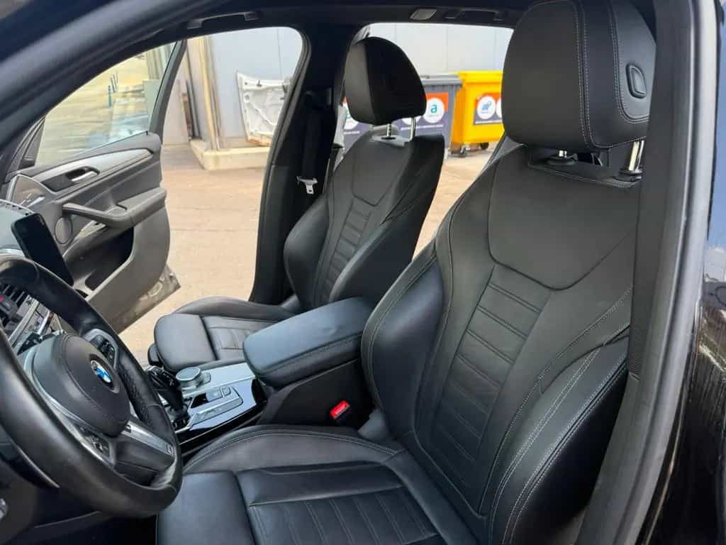 BMW X3 xDrive20i AT - 08/2020-photo-6