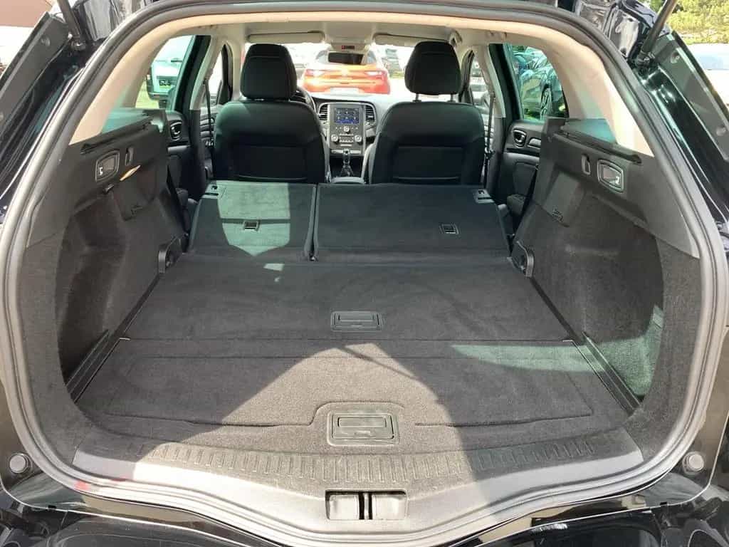 Renault Megane GRANDTOUR LIMITED DELUXE TCE 140 GPF RFK 07/2019-photo-45