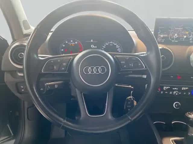 Audi A3 design Navi Soundsystem LED El. Heckklappe 2- 12/2016-photo-11