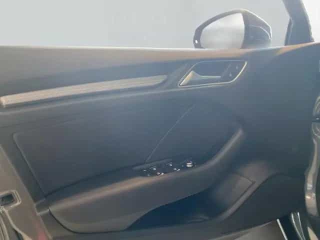 Audi A3 design Navi Soundsystem LED El. Heckklappe 2- 12/2016-photo-13