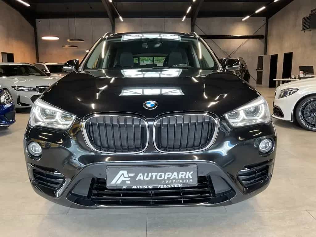 BMW X1 xDr. 20d Sport Line HiFi LED Navi Sitzh. 05/2018-photo-1