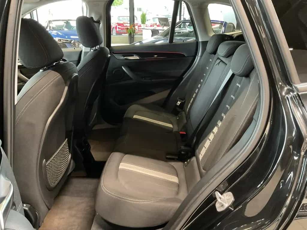 BMW X1 xDr. 20d Sport Line HiFi LED Navi Sitzh. 05/2018-photo-13
