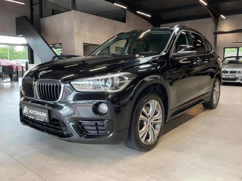 BMW X1 xDr. 20d Sport Line HiFi LED Navi Sitzh. 05/2018-photo-14