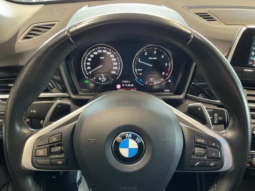 BMW X1 xDr. 20d Sport Line HiFi LED Navi Sitzh. 05/2018-photo-25