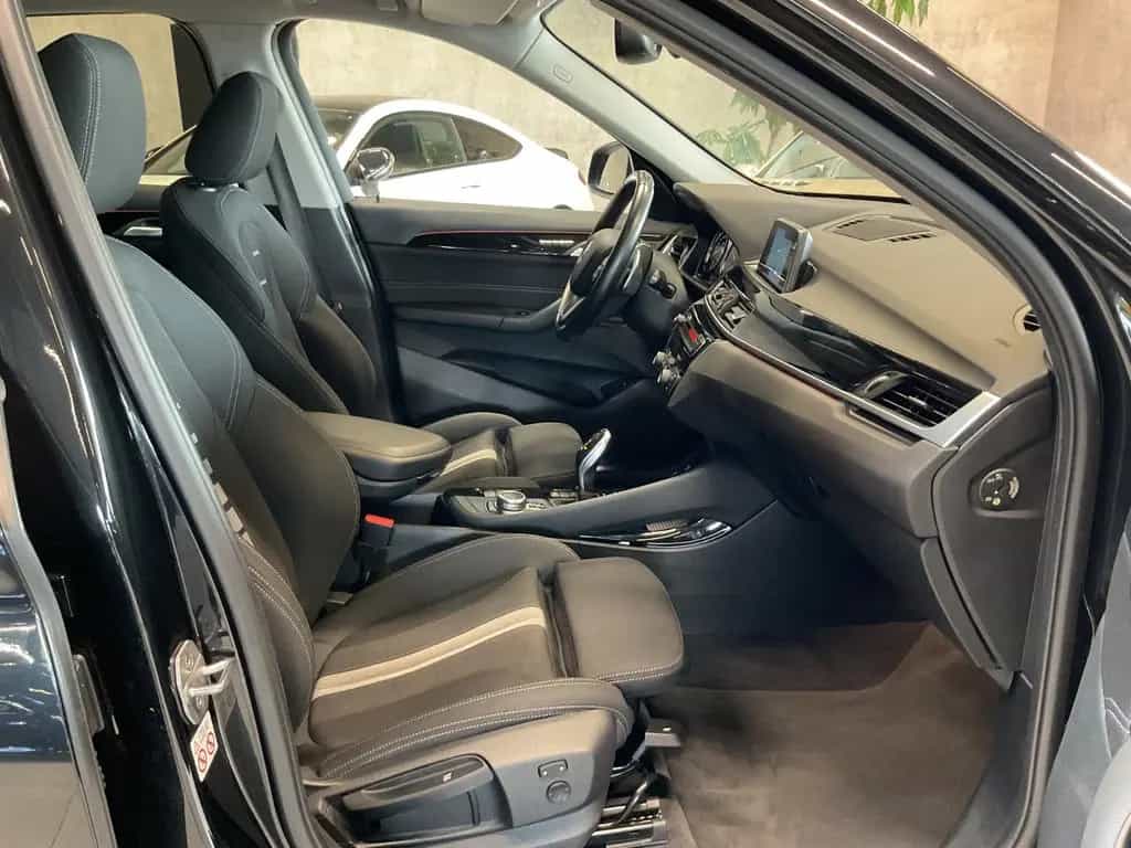 BMW X1 xDr. 20d Sport Line HiFi LED Navi Sitzh. 05/2018-photo-28