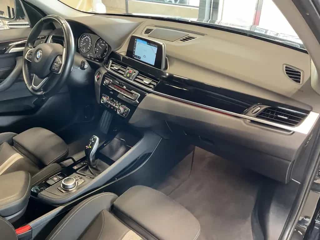 BMW X1 xDr. 20d Sport Line HiFi LED Navi Sitzh. 05/2018-photo-29