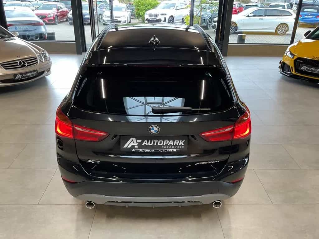 BMW X1 xDr. 20d Sport Line HiFi LED Navi Sitzh. 05/2018-photo-38