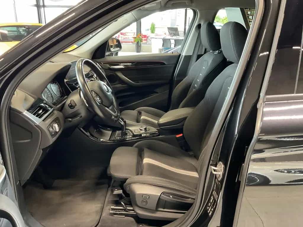 BMW X1 xDr. 20d Sport Line HiFi LED Navi Sitzh. 05/2018-photo-7