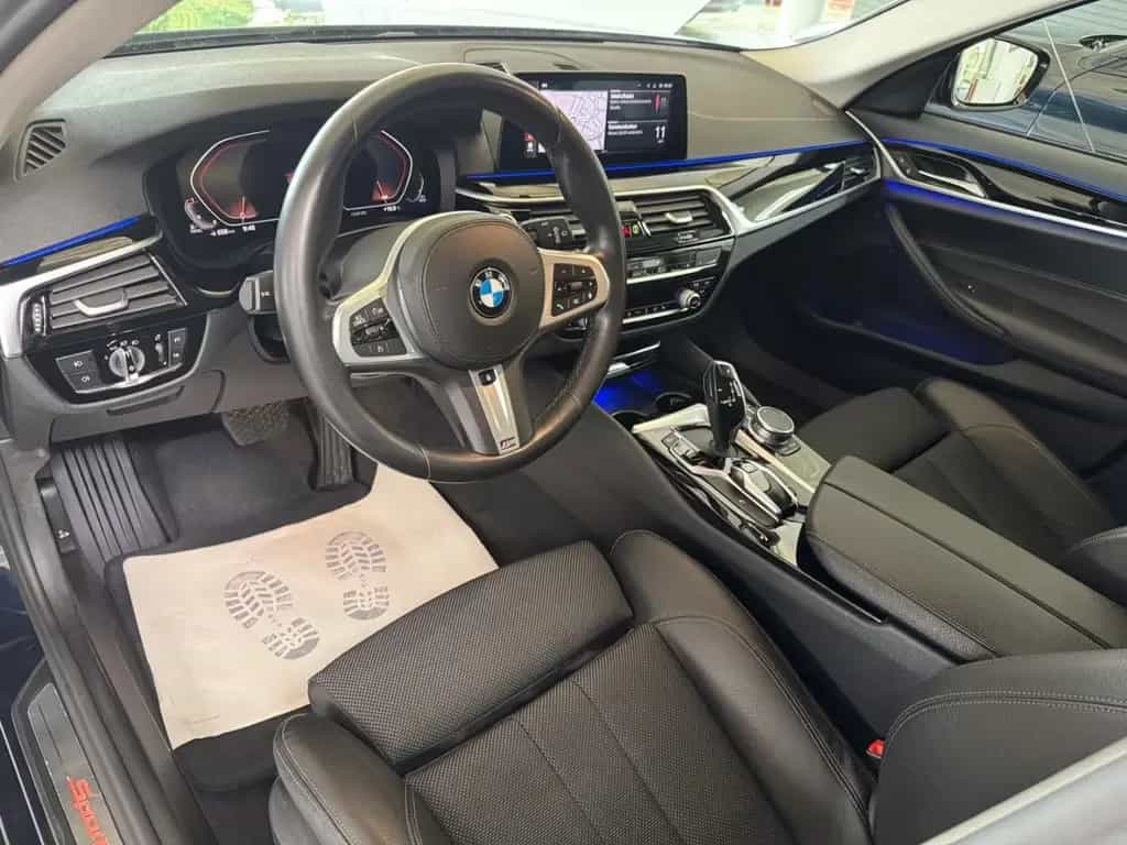 BMW 520 D XDRIVE Standh. AHK KAMERA Navi.-Prof. 01/2020-photo-10