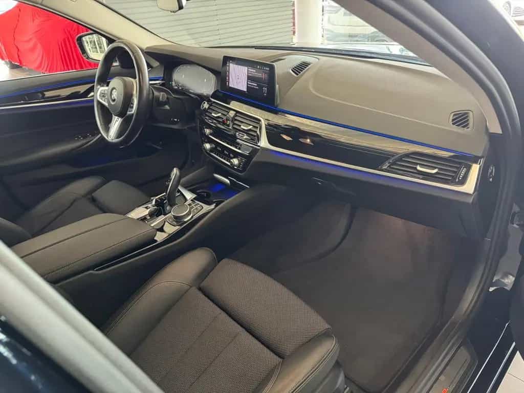 BMW 520 D XDRIVE Standh. AHK KAMERA Navi.-Prof. 01/2020-photo-12