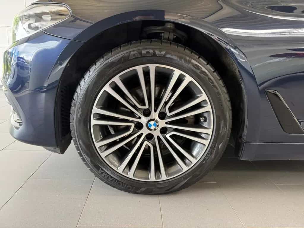 BMW 520 D XDRIVE Standh. AHK KAMERA Navi.-Prof. 01/2020-photo-23