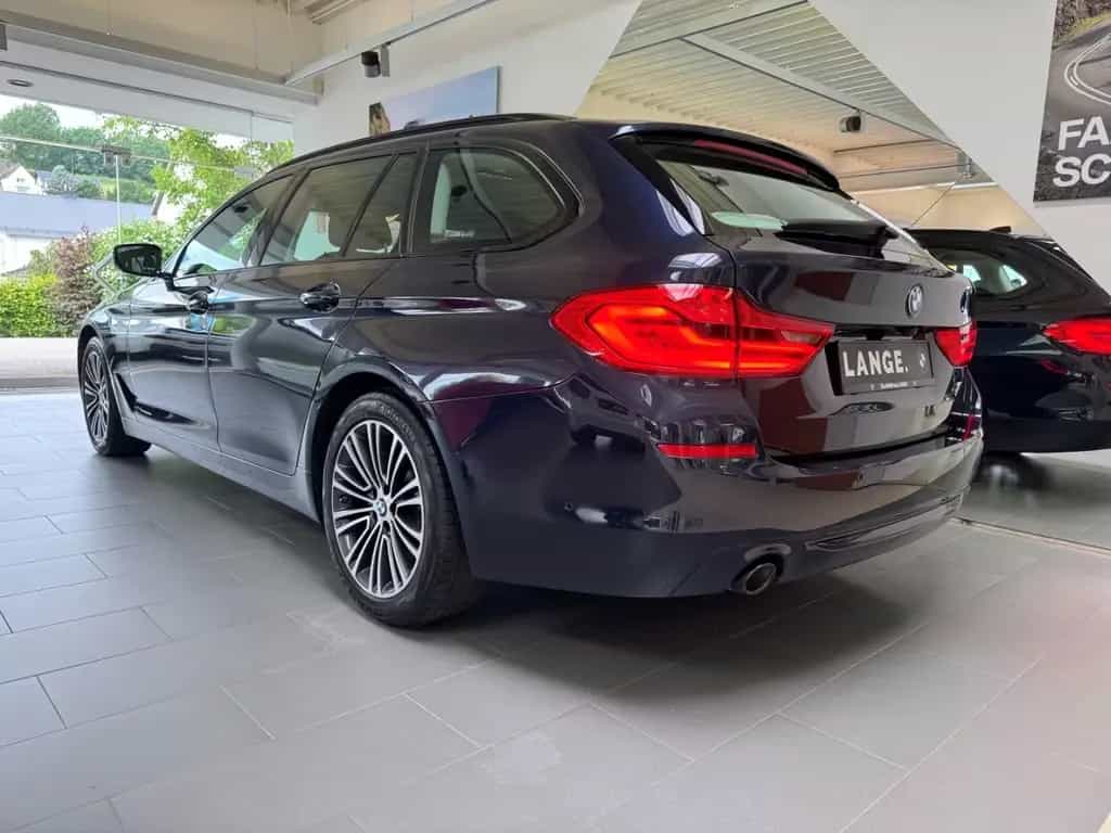 BMW 520 D XDRIVE Standh. AHK KAMERA Navi.-Prof. 01/2020-photo-5
