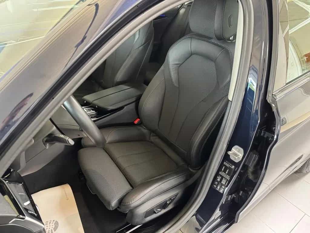 BMW 520 D XDRIVE Standh. AHK KAMERA Navi.-Prof. 01/2020-photo-9