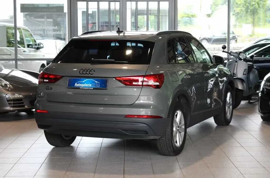 Audi Q3 35 TFSi S-tronic ACC Lane Side App 05/2019-photo-1