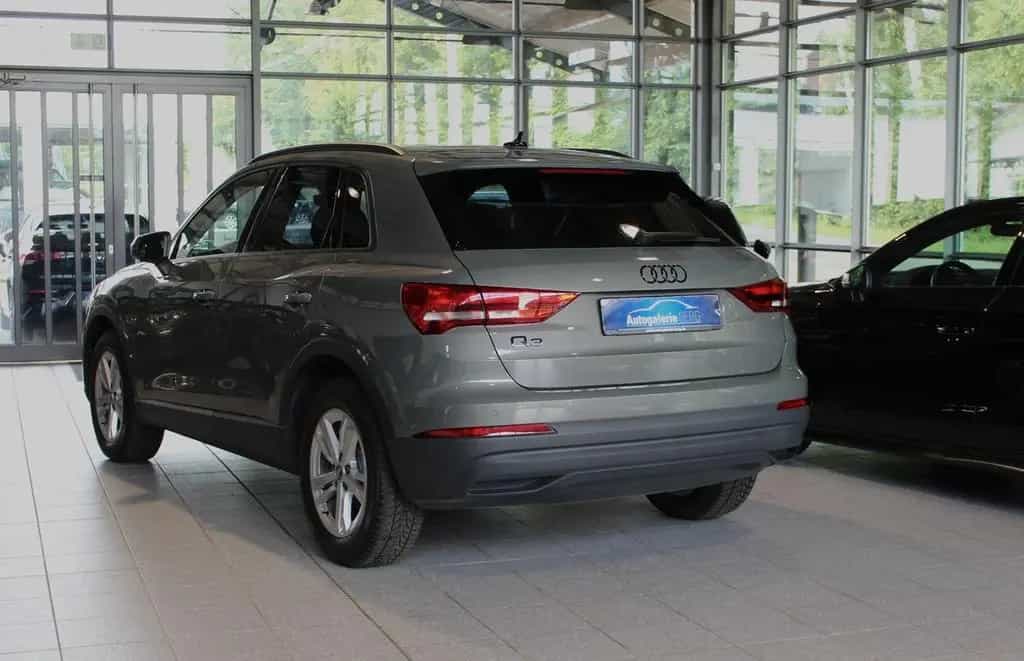 Audi Q3 35 TFSi S-tronic ACC Lane Side App 05/2019-photo-13