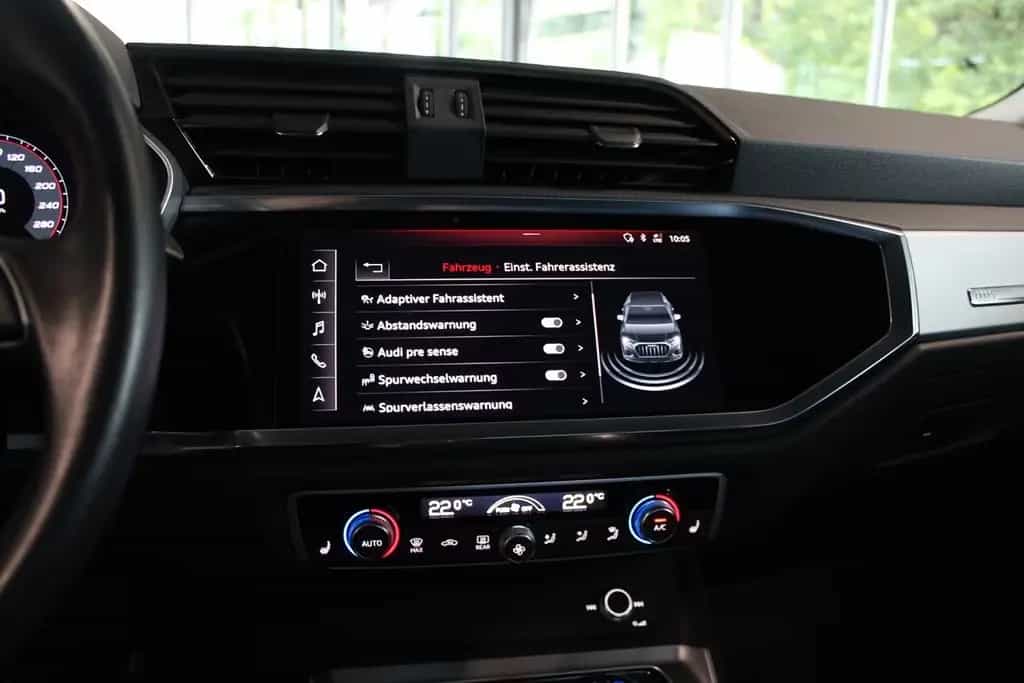 Audi Q3 35 TFSi S-tronic ACC Lane Side App 05/2019-photo-6