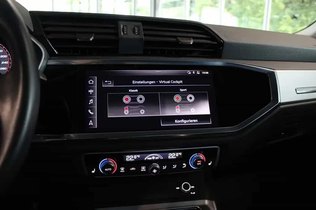 Audi Q3 35 TFSi S-tronic ACC Lane Side App 05/2019-photo-7