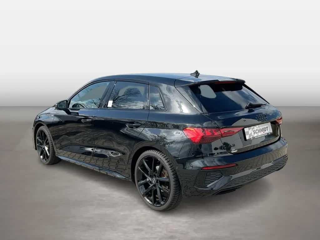 Audi A3 Sportback 35 TFSI 2x S Line MMI LED 19" OPTIK 09/2023-photo-3