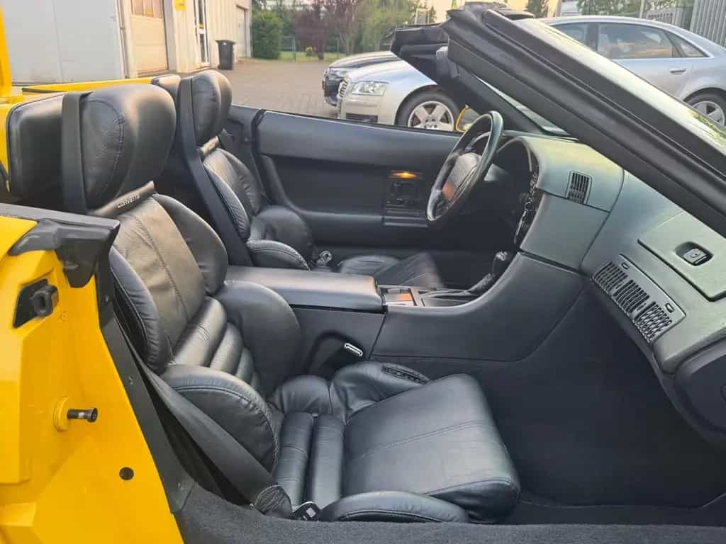 Corvette C4 Cabrio Automatik/EU-Norm/H-Zulassung/2. Hand 07/1992-photo-47
