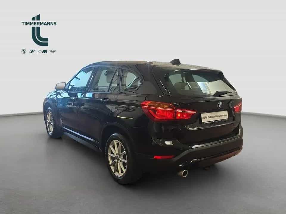 BMW X1 sDrive18i Advantage Navi DSG Bluetooth PDC 05/2021-photo-2
