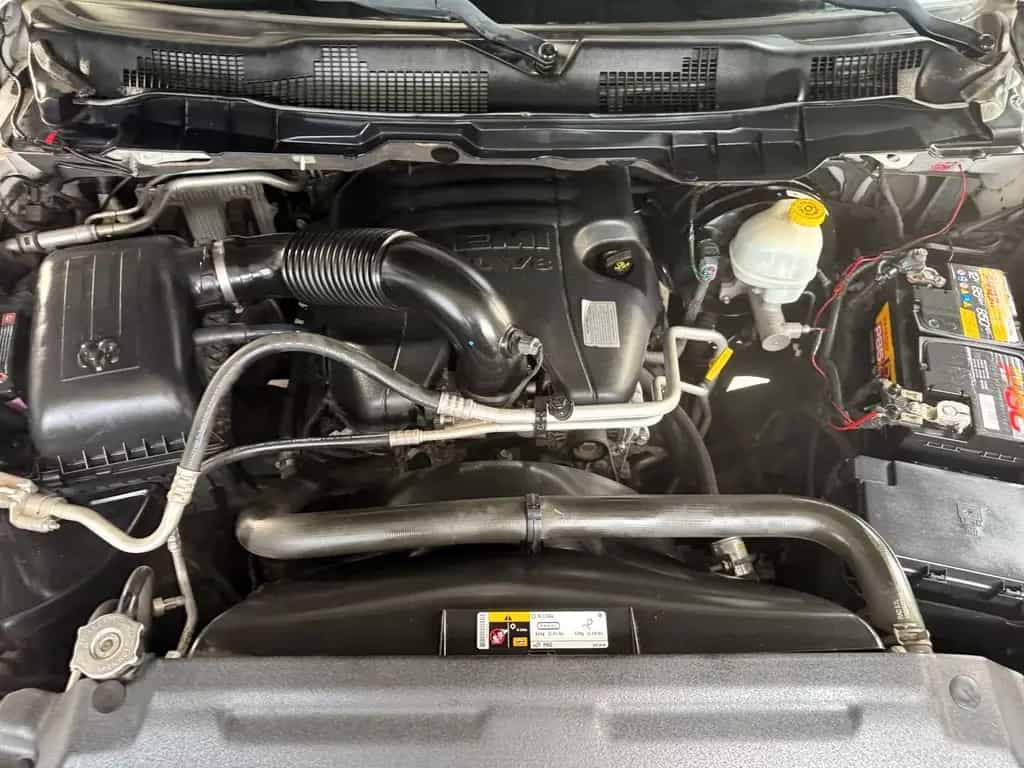 Dodge RAM 1500 5.7 Sport 4x4 / RAMBOX / SBL / AHK 01/2014-photo-8