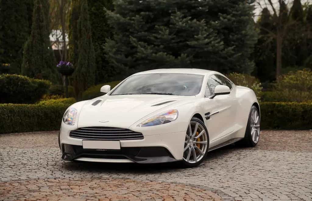 Aston Martin Vanquish / 6.0 v12 / Collector's Condition 01/2017-photo-0