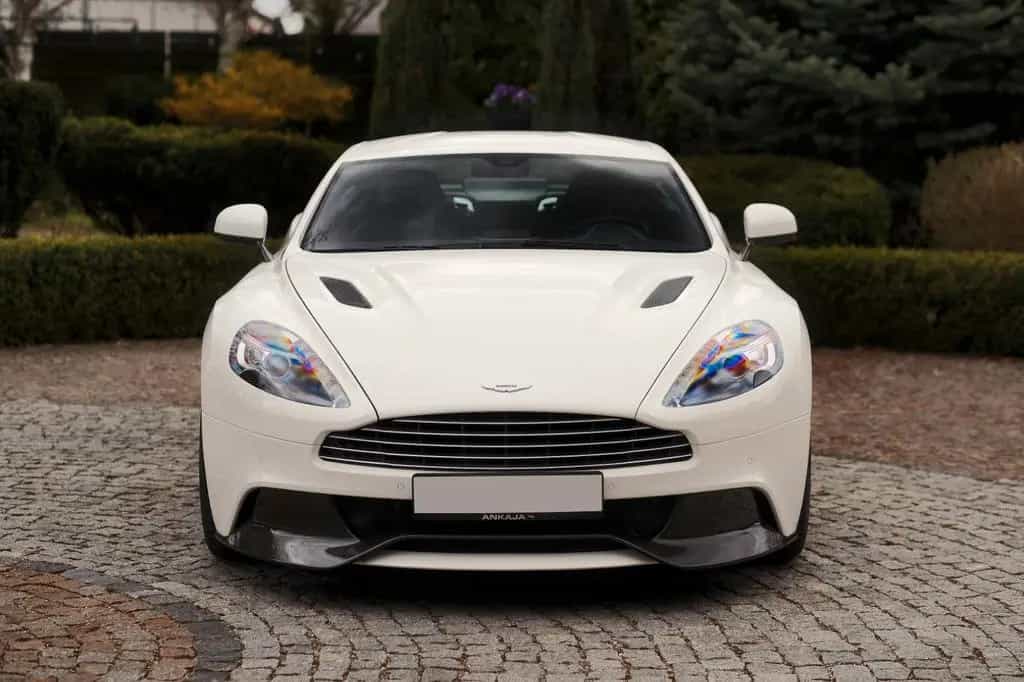 Aston Martin Vanquish / 6.0 v12 / Collector's Condition 01/2017-photo-3