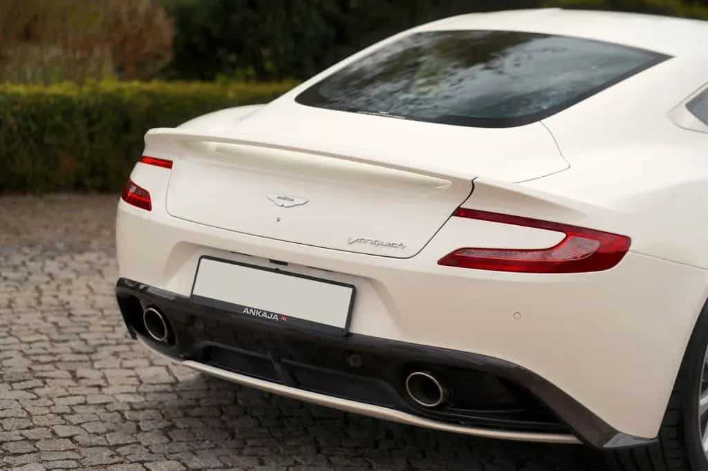 Aston Martin Vanquish / 6.0 v12 / Collector's Condition 01/2017-photo-7