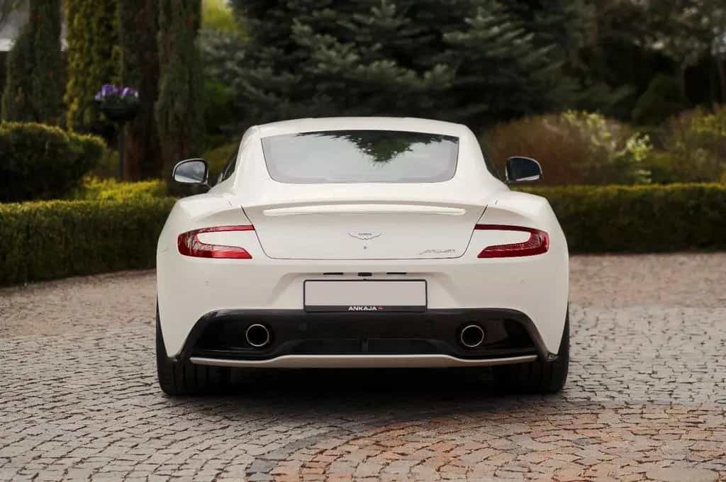 Aston Martin Vanquish / 6.0 v12 / Collector's Condition 01/2017-photo-8