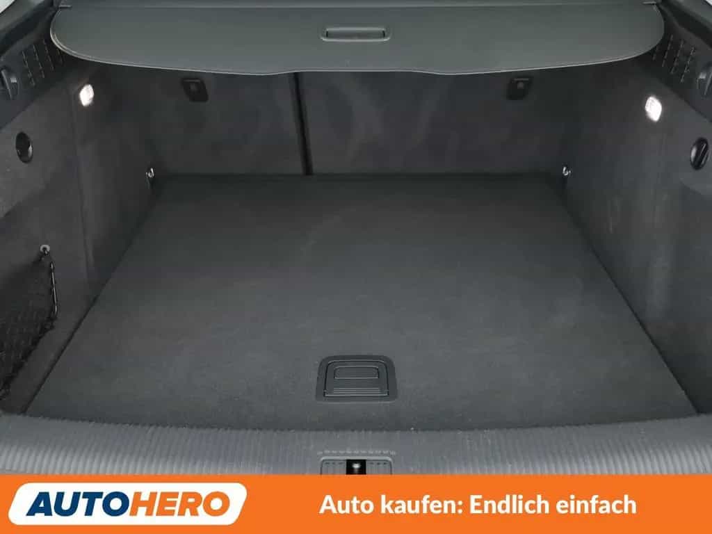 Audi Q3 1.4 TFSI ACT Aut.*NAVI*XENON*TEMPO*PDC* 04/2017-photo-17
