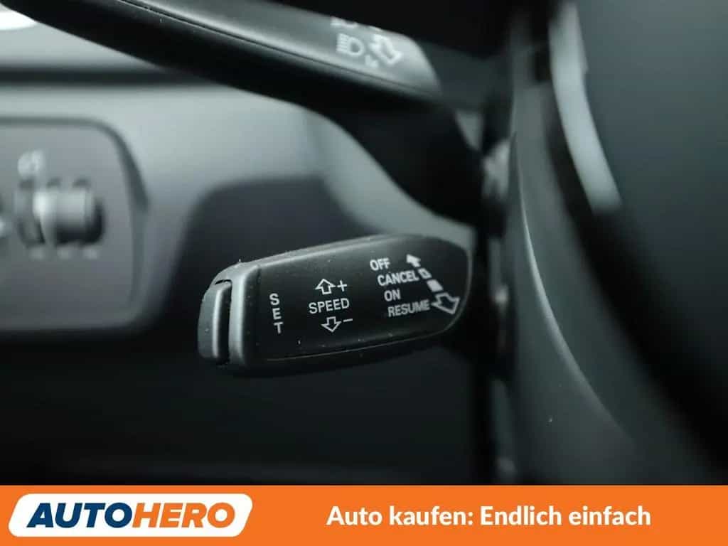 Audi Q3 1.4 TFSI ACT Aut.*NAVI*XENON*TEMPO*PDC* 04/2017-photo-28