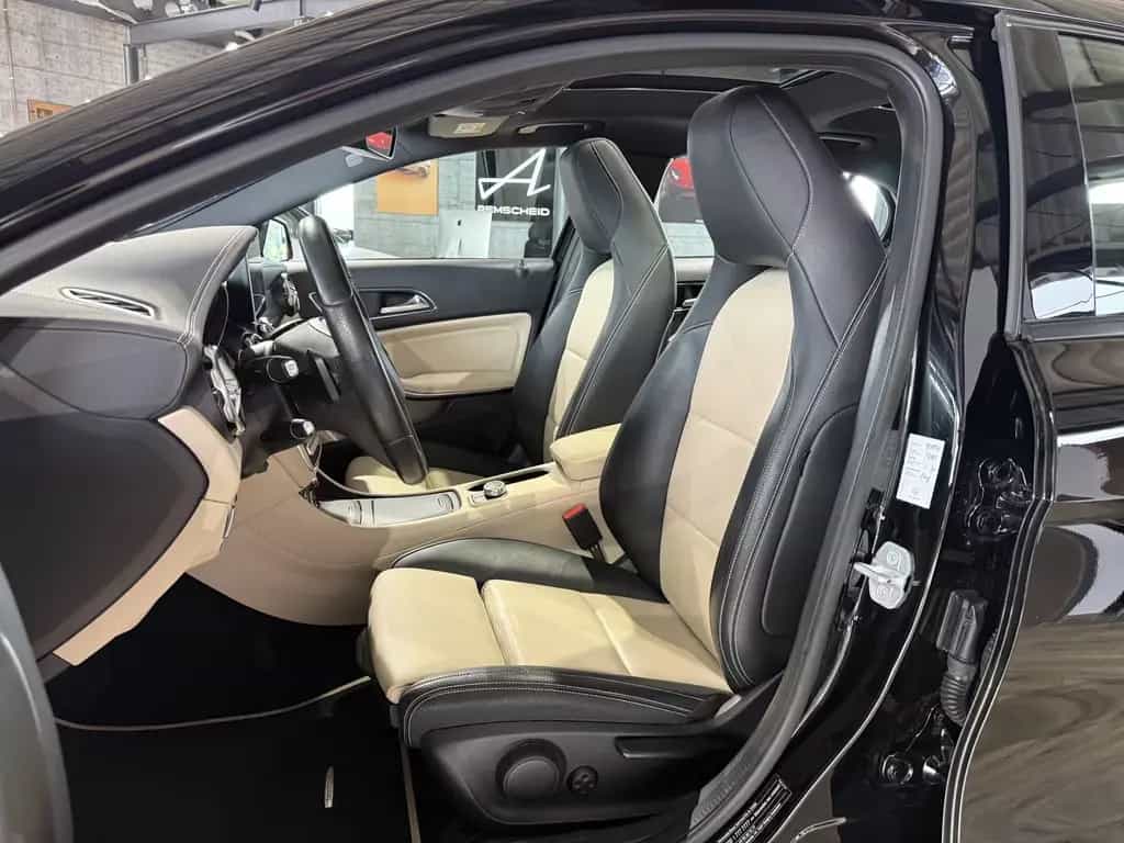 Mercedes-Benz GLA 220 4Matic*PANO*360°KAMERA*LEDER*DISTRONIC* 08/2017-photo-17