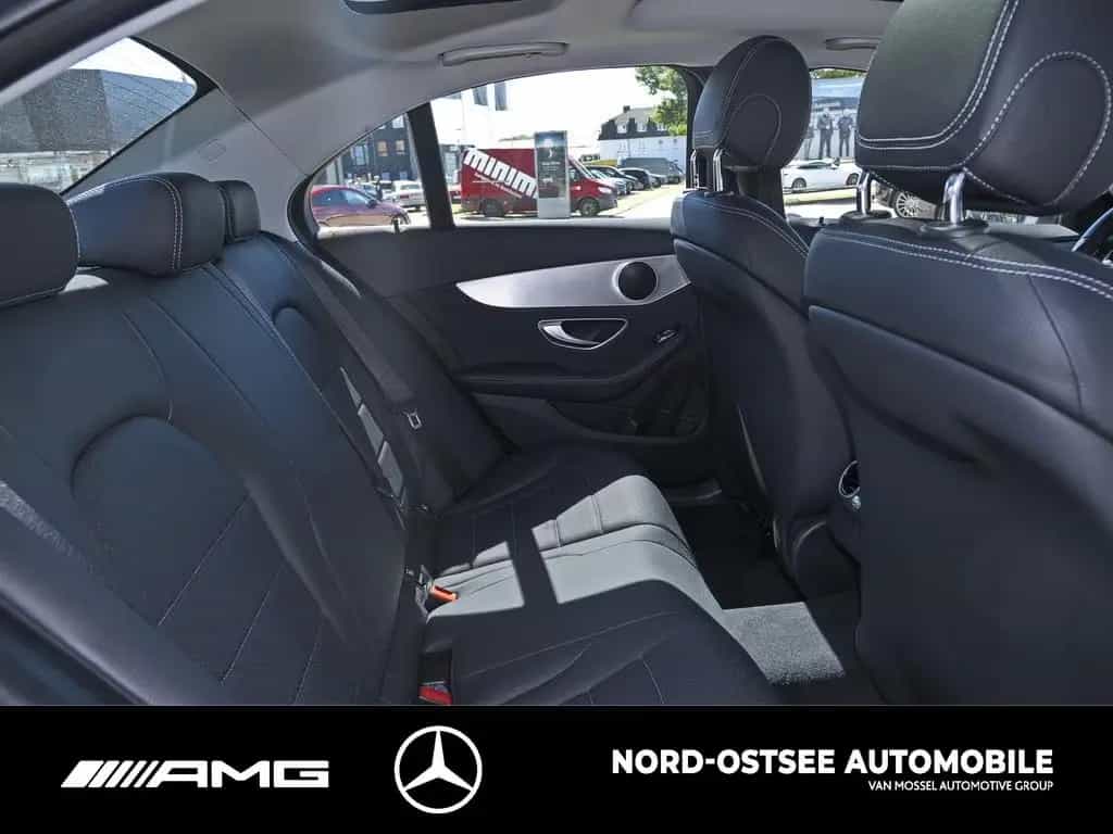 Mercedes-Benz C 220 d AVANTGARDE PANO PARKPAKET LED 9G NAVI SH 05/2019-photo-12